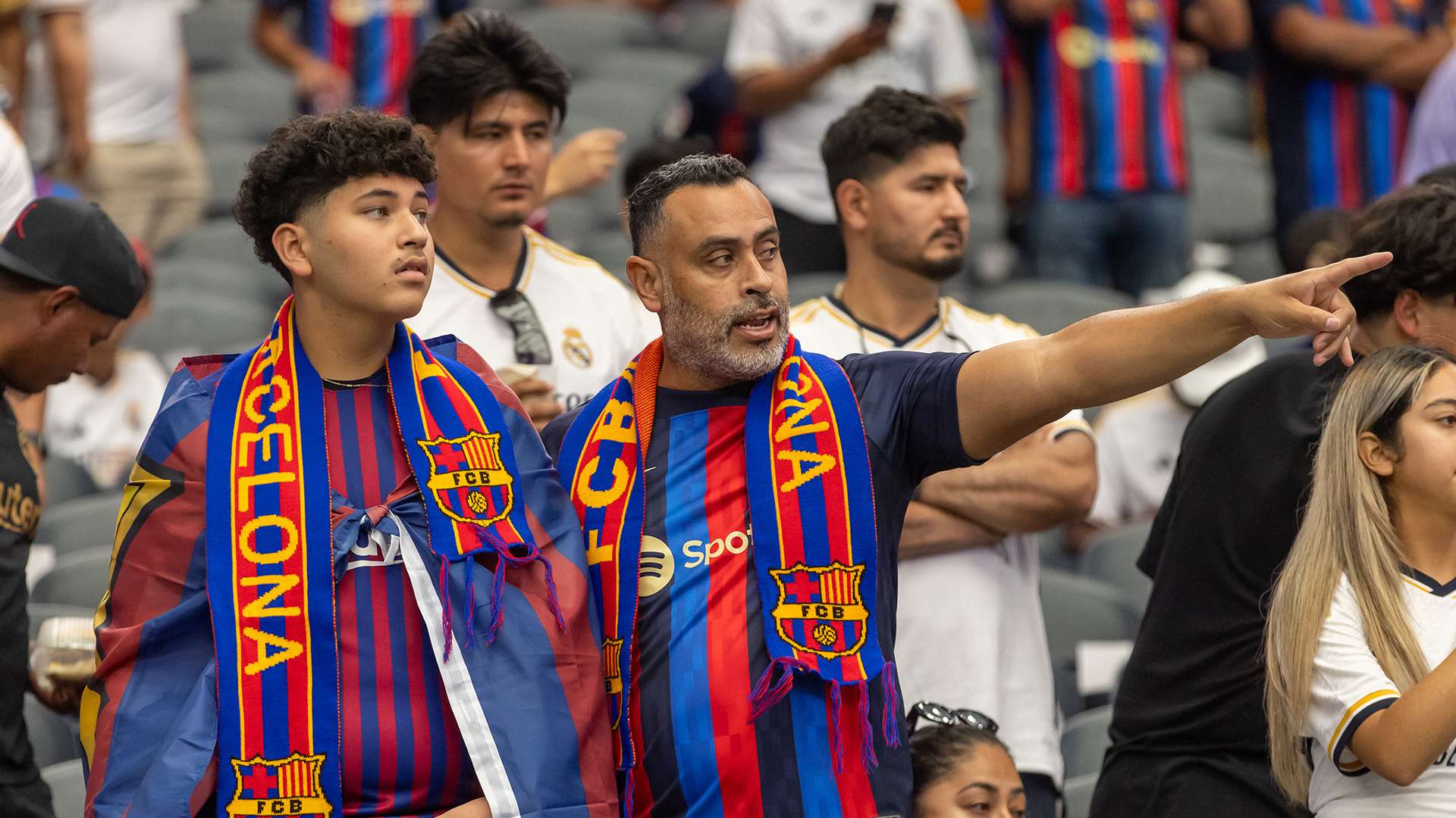 由于河南嵩 由于河南嵩